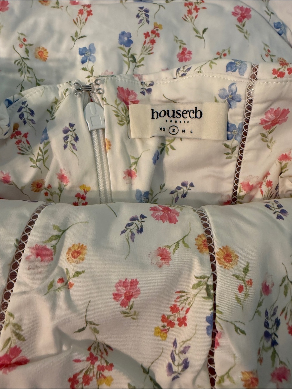 HOUSE OF CB' Ysabella' White Posy Print Cotton Maxi Sundress NWOT - Picture 7 of 7